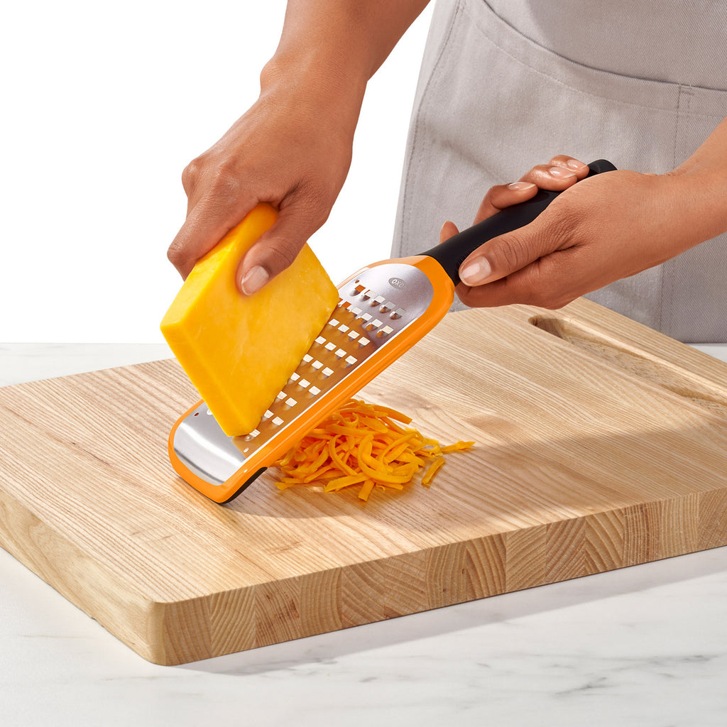 OXO Good Grips Etched Corse Grater